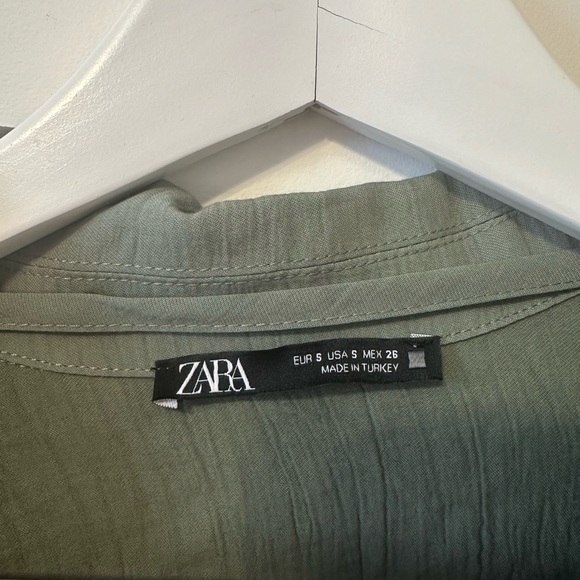 ⛱️ 2/20$ Zara elasticized cropped green blouse small - Picture 8 of 10